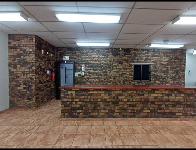 402M² WAREHOUSE FOR SALE IN VANDERBIJLPARK CE 6